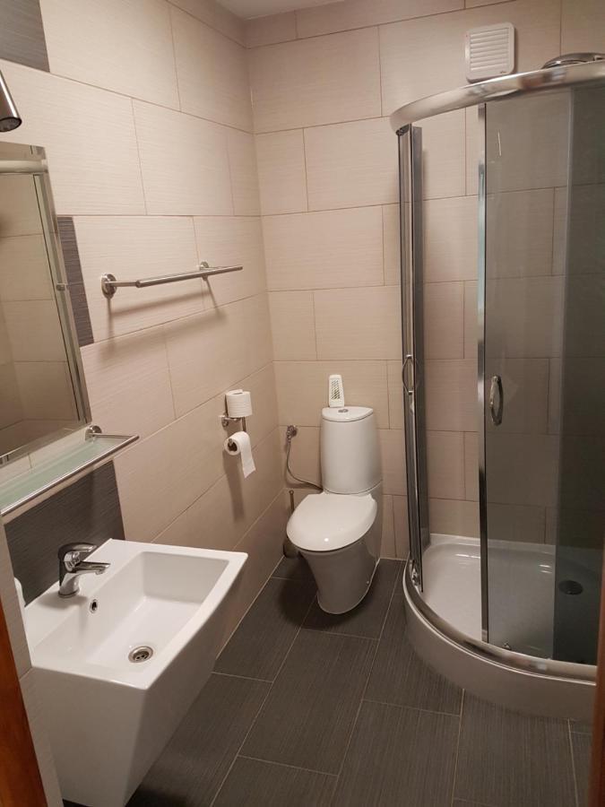 Tobi-Pokoje Goscinne Łeba Buitenkant foto
